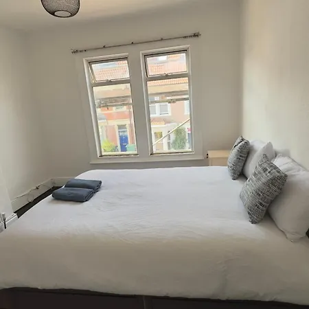 منزل للإقامة Spacious 3